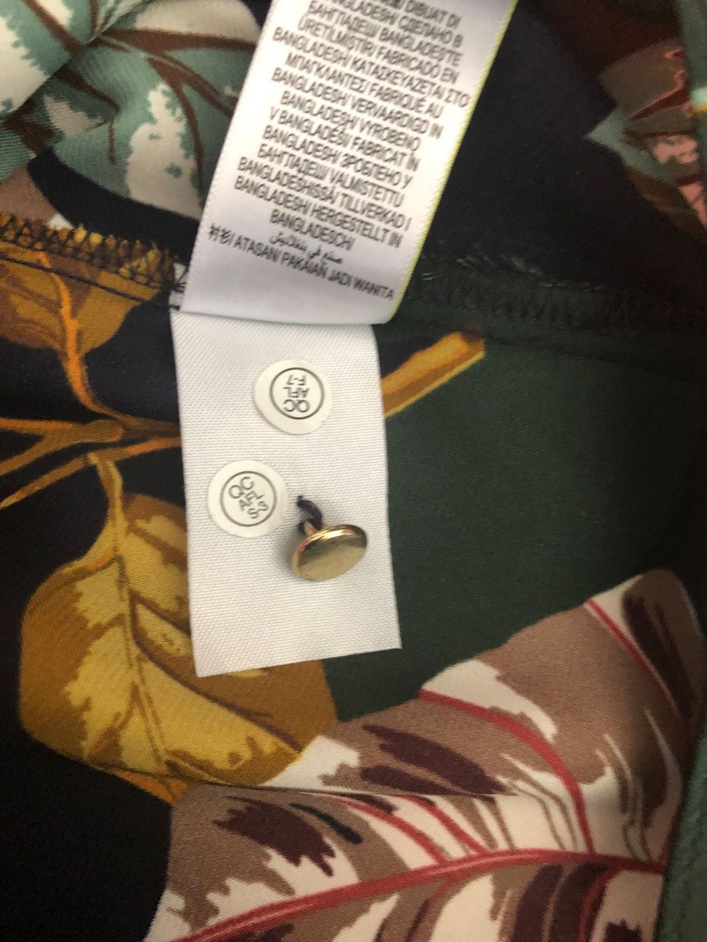 Chemisiers: Bluse M&S dunkelgrün/dunkelblau Motiv – D'occasion à Egg b. Zürich par Nyborg_33 5