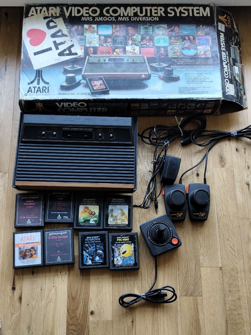 Atari Console: Ancienne console Atari avec boite jeux manettes transfo – Difettoso da Moléson-s-Gruyères venduto da Greg2707