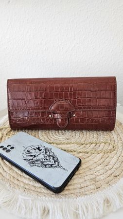 Pochette "Petite Mendigote Paris " marron 100% cuir