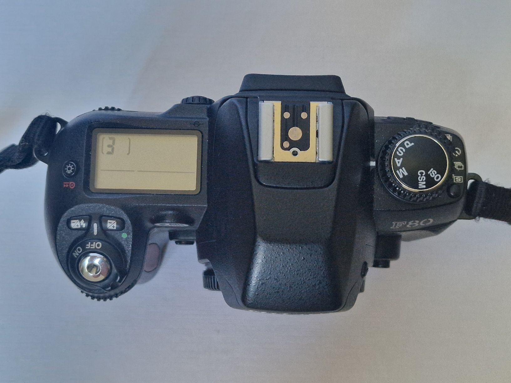 Nikon Fotocamera: Nikon F80 analog camera – Usato da Neftenbach venduto da ant_lr9d 1