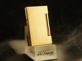 S.T. Dupont Feuerzeug Luxuslinie D mit 6 Monaten Garantie