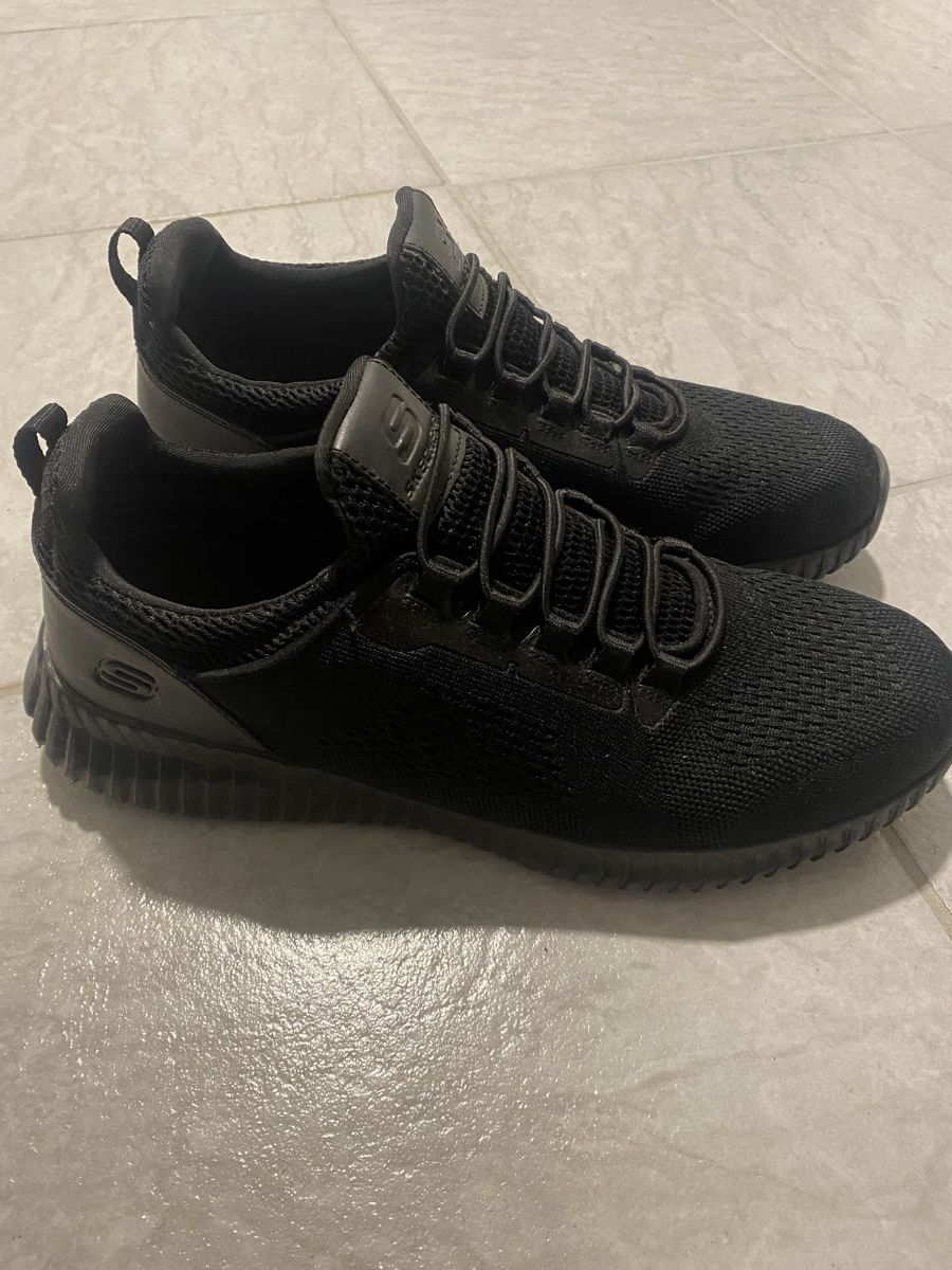 Herrenschuhe: Schuhe Skechers Gr. 44 – Gebraucht aus Wangen b. Olten von janfon