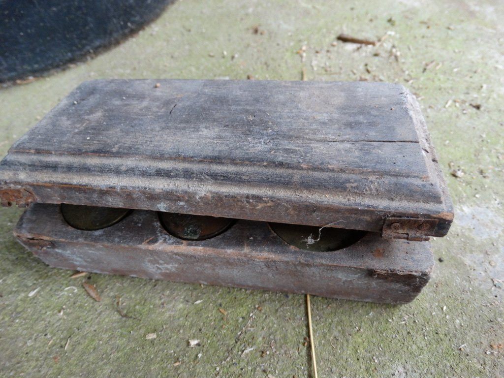 Waagen und Gewichte: antikes Set Gewichtssteine Messing? in Holzbox Gewichte – Gebraucht aus Grossaffoltern von Bessy202 7