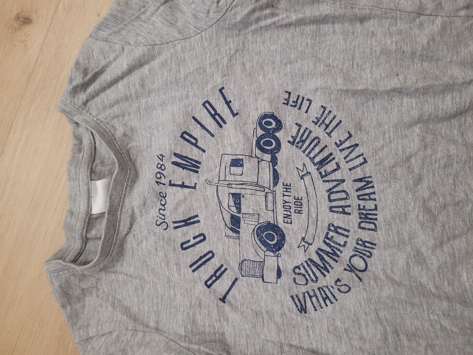 Chemises, T-shirts & Polos: t-shirt gr. 104 – D'occasion à Lupsingen par sta_wgg5 1