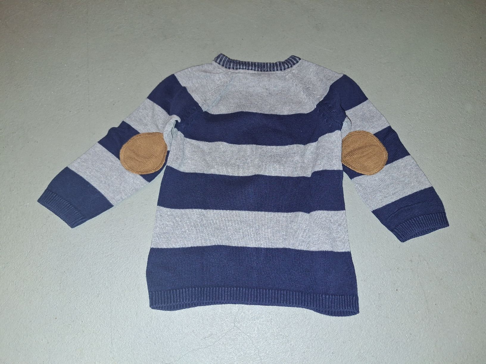 H&M Pulls et sweat-shirts: Pullover von H&M in Gr. 92 – D'occasion à Oberrieden par man_9tm2 1