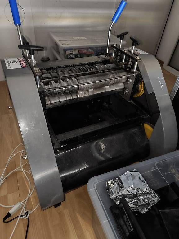 Tutte le macchine: Kabelschlitzmaschine – Usato da Arth venduto da zUvermieten 2