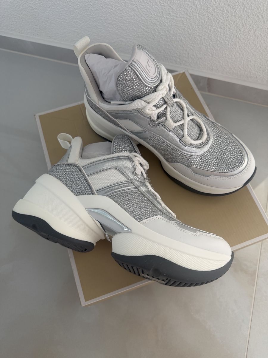 Michael Kors Scarpe da donna: Michael Kors Sneaker silber weiss neu – Nuovo e nell'imballaggio originale da Buchs AG venduto da Maison_Djana_