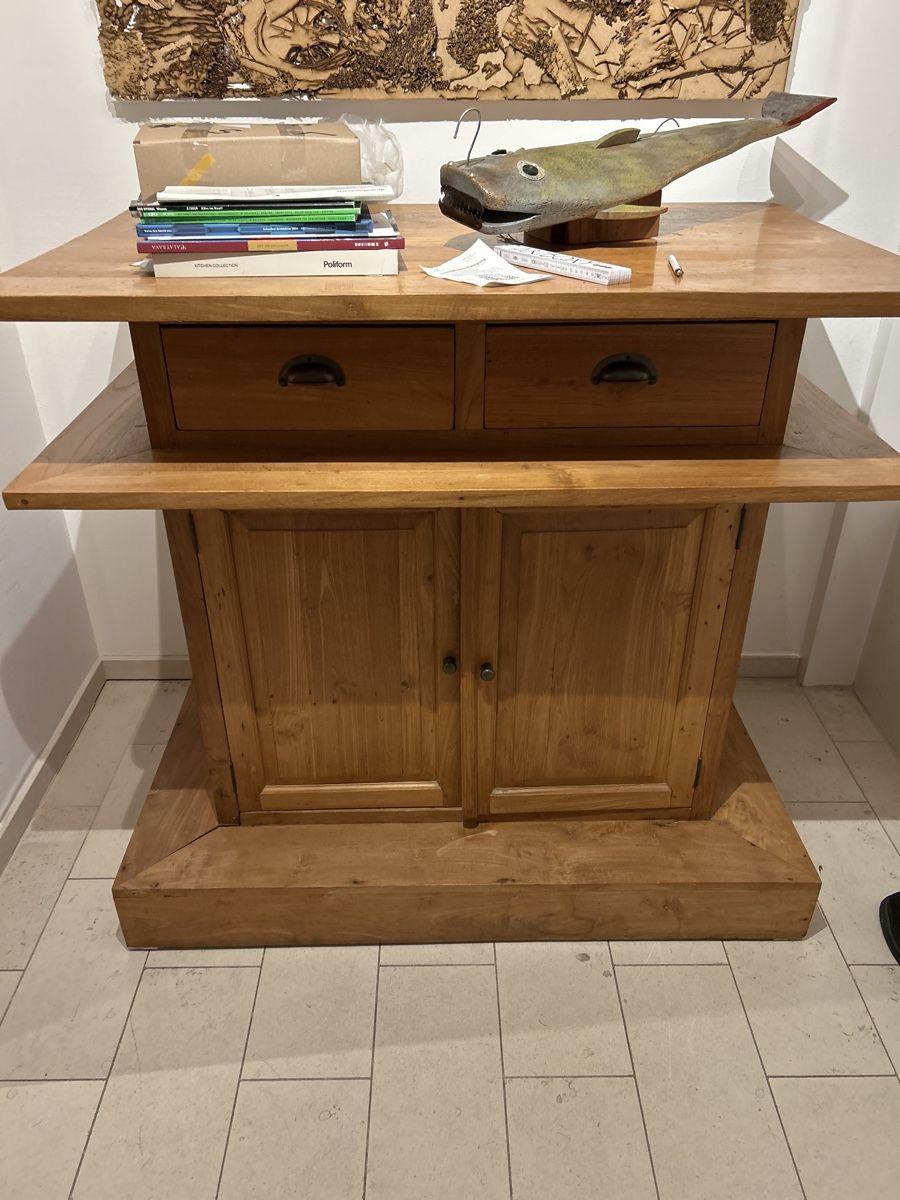 Allestimento di negozi e stand fieristici: Wunderschönes Buffet / Stehpult aus massivem Teak – Usato da gockhausen venduto da monette08