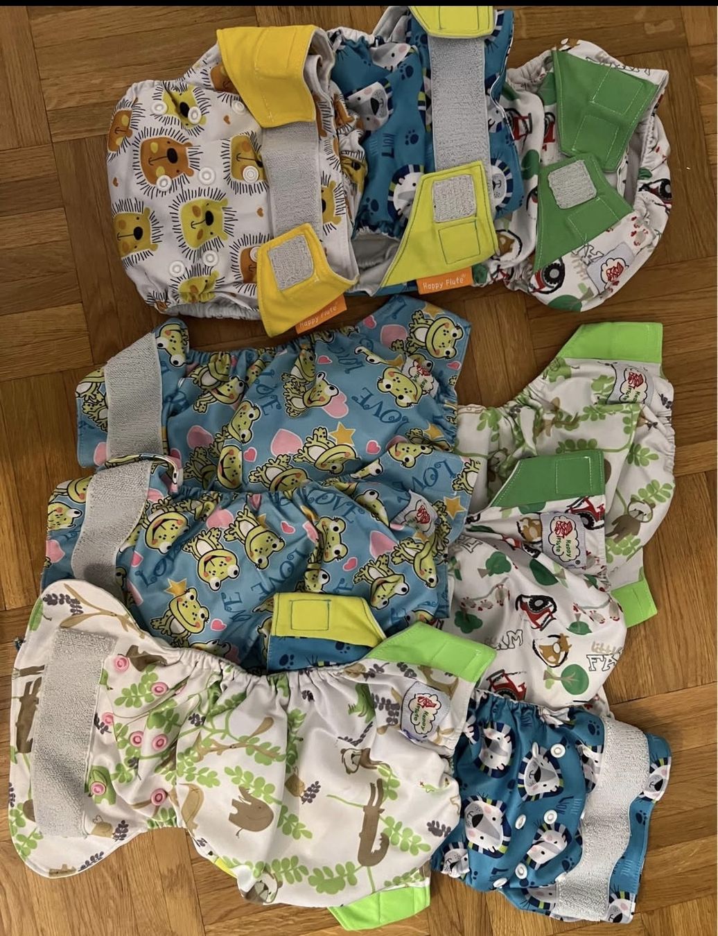 Secchi per pannolini & Pannolini: Gros lot de 26 couches lavables et 23 inserts absorbant  – Usato da Vevey venduto da fer3ica 4