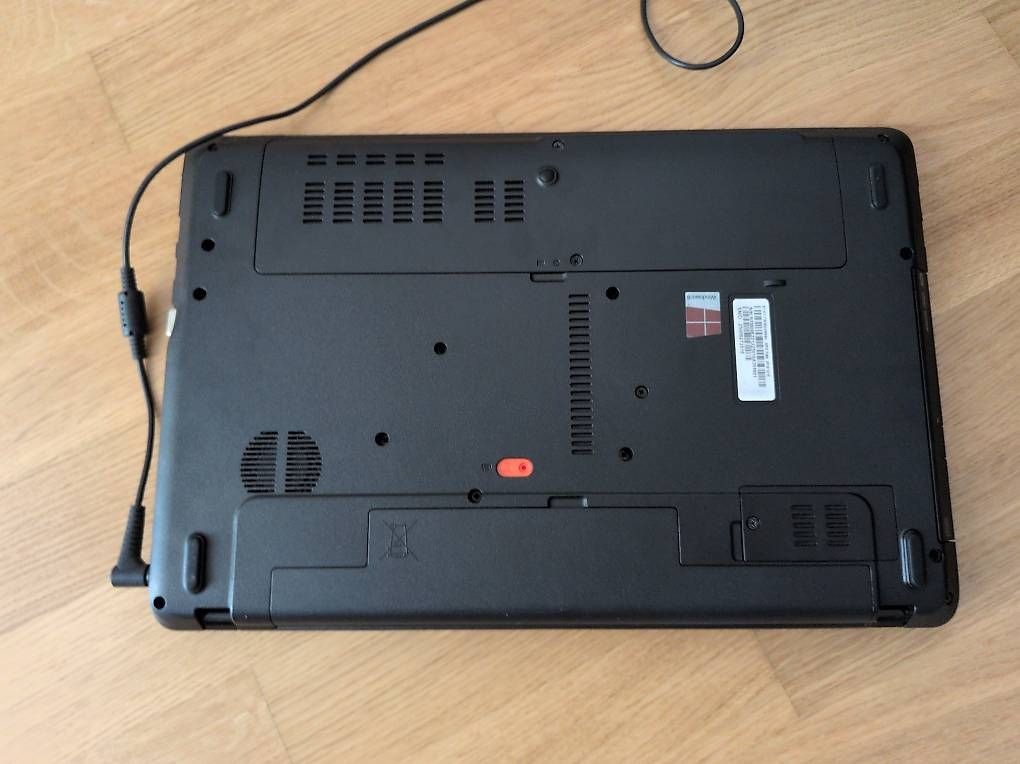 Portables: Acer Aspire E1-571 Laptop – D'occasion à Luzern par distract 3