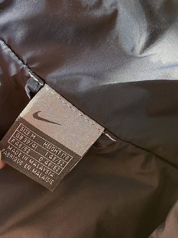 Nike Jacken: Nike Sportjacke – Gebraucht aus Hausen am Albis von CinziaR 3