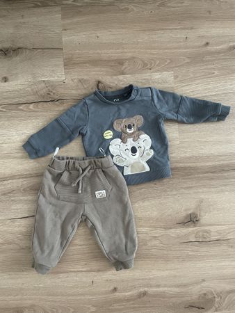Set Pullover und Hosen C&A Gr. 68