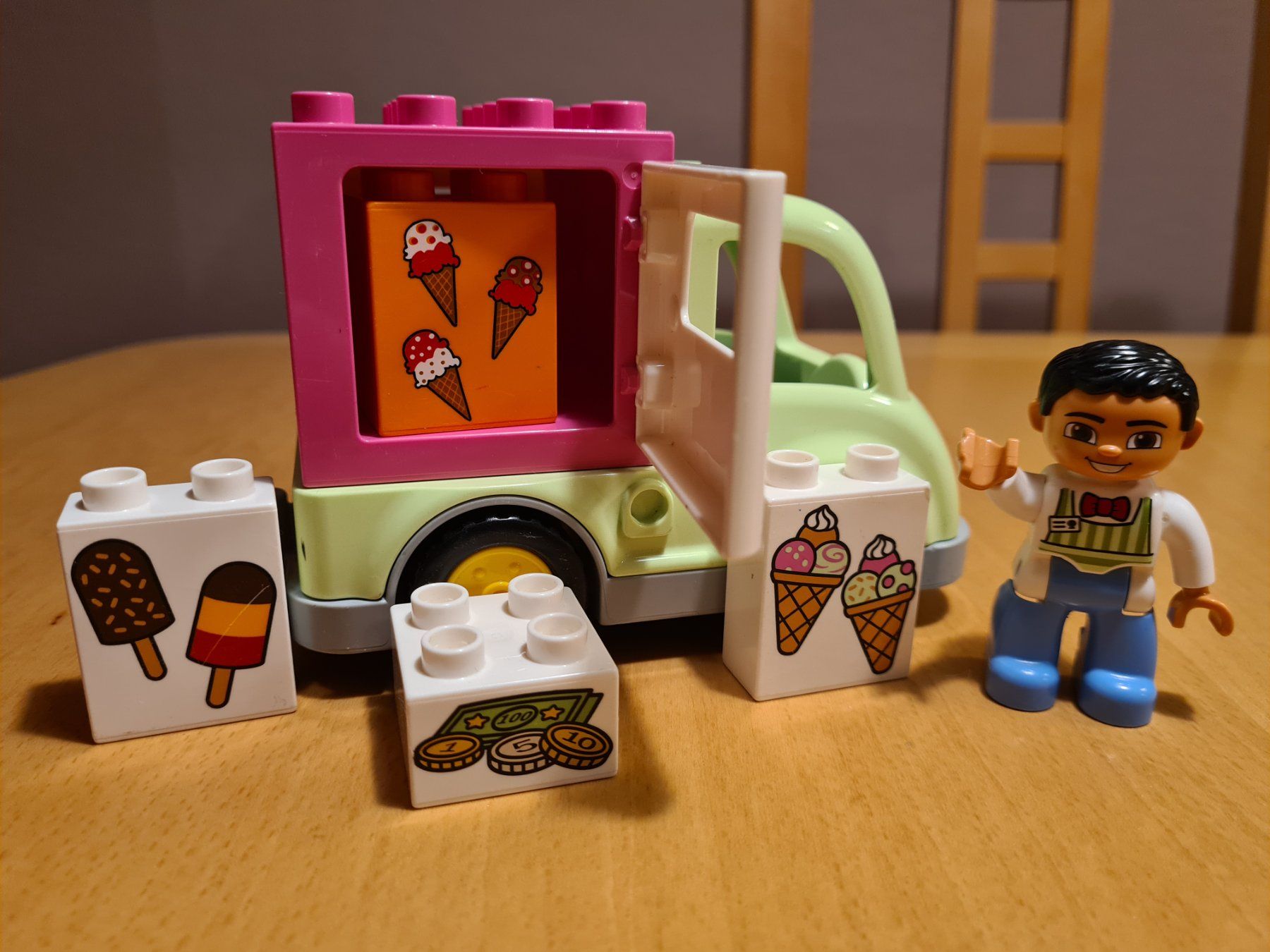 Lego Kit di costruzioni: lot LEGO Duplo Camion de glaces – Usato da Nyon venduto da Dap_j77s 1