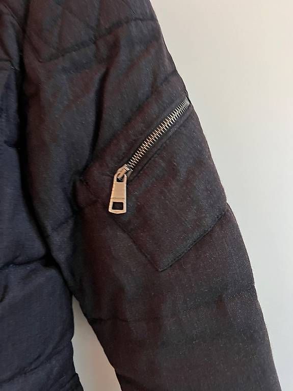 Burberry Jacken: Burberry Winterjacke – Gebraucht aus St. Gallen von Alina.33 3