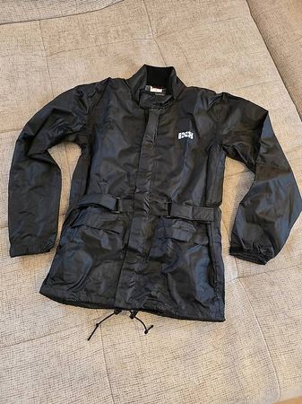 Neue Töffbekleidung / Regenhose / Regenjacke / Motorrrad