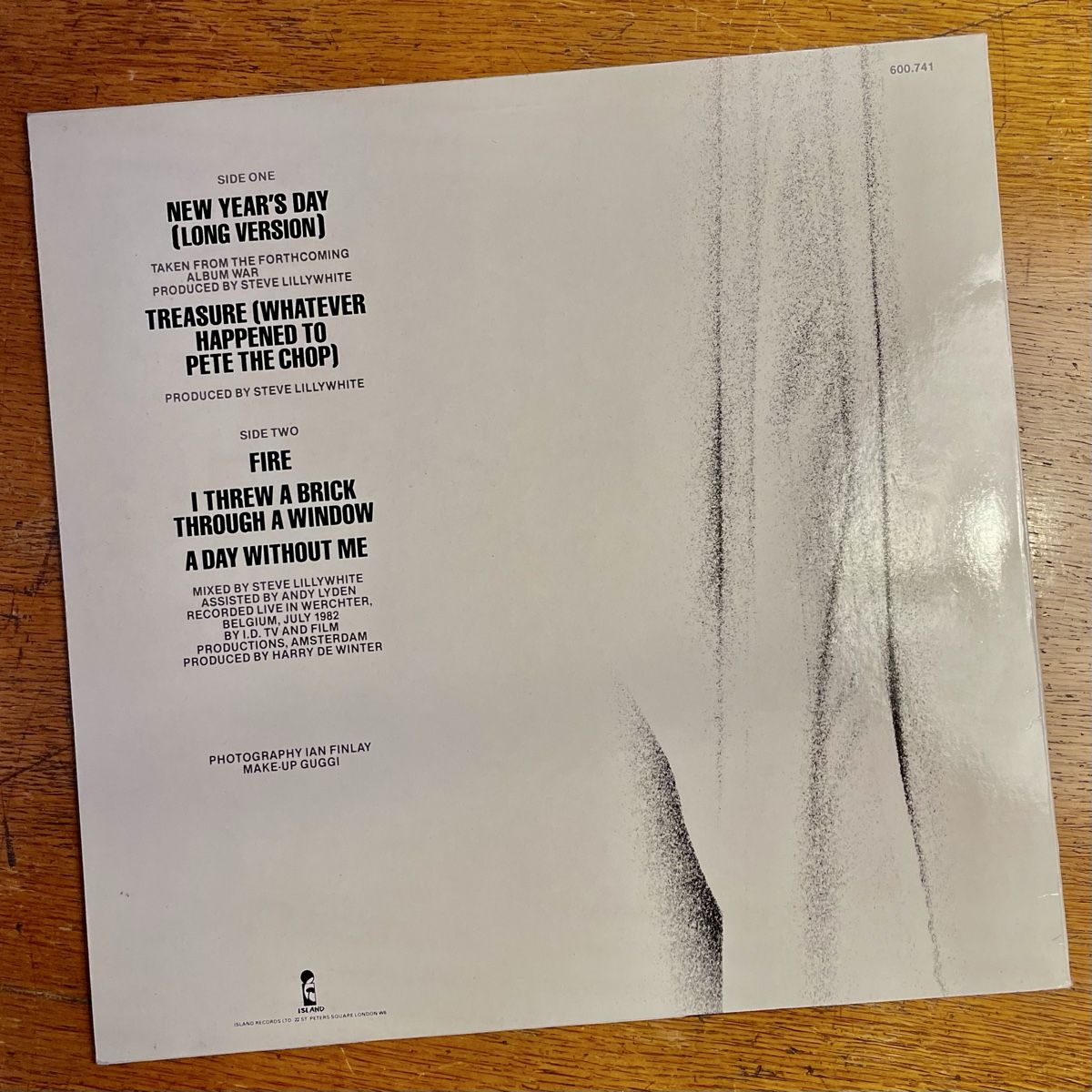 Dischi in vinile: U2 - New Year's Day Vinyl Record – Usato da Genève venduto da was_ksr9 1