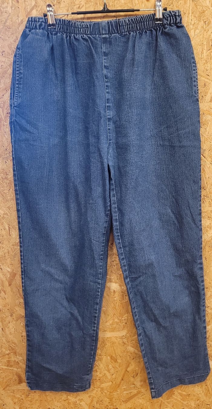 Jeans: JEANS BLEU (ceinture élastique) – Usato da Lausanne venduto da PlusValue_Lausanne 1