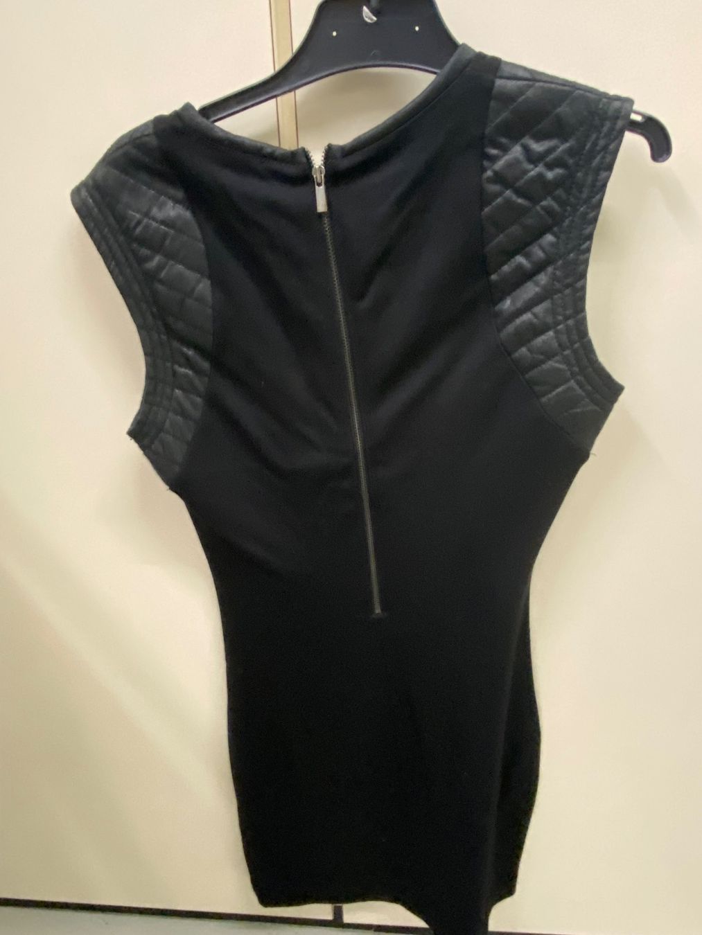 Mango Robes: Kurzes Talliertes Kleid – Neuf avec emballage d'origine à Zürich par beg_nlp8 1
