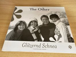 The Other - Glitzernd Schnea - Glistening Snow