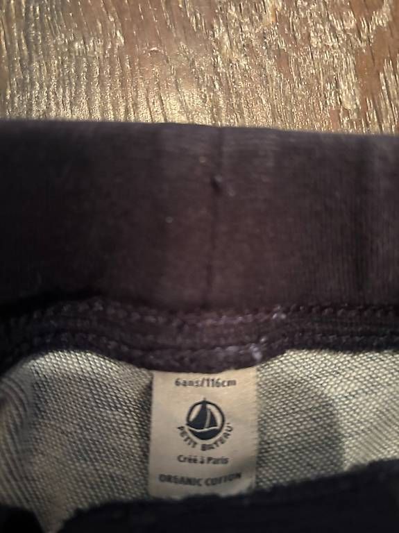 Petit Bateau Hosen: Short en jeans Petit Bateau Taille 6 ans – Gebraucht aus Petit-Lancy von areyouinterested 1