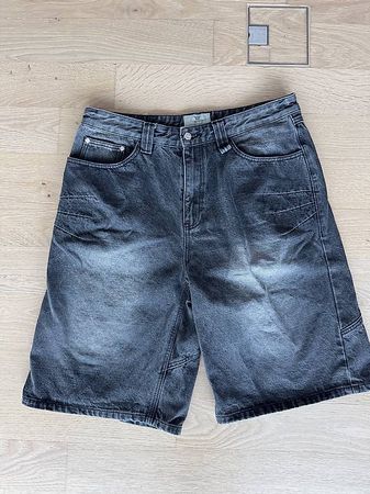 Trendt Vision Made to Last Jorts Ash Black