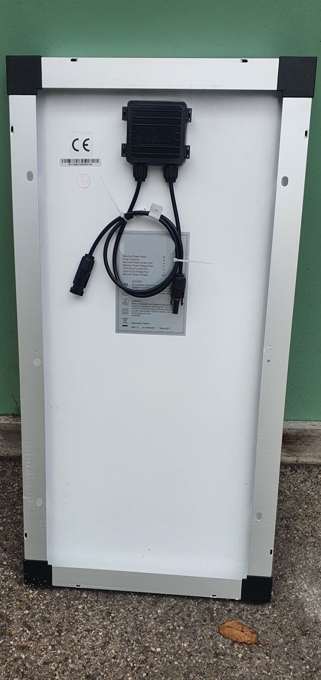 Dispositivi a energia solare: 2x 50W Solarmodul Monokristallin NEU – Nuovo (secondo la descrizione) da Schaffhausen venduto da Secretfly 1