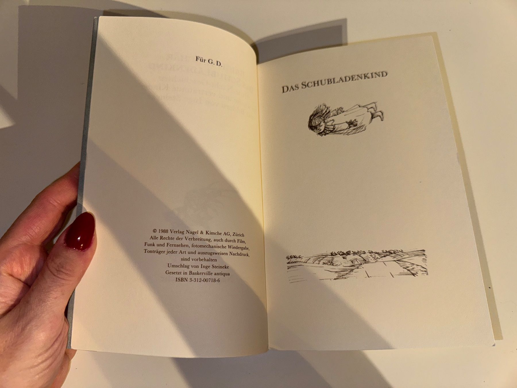 Livres: BUCH: Brigitte Schär, Das Schubladenkind – D'occasion à Grosswangen par Kleine.Knoepfe 3