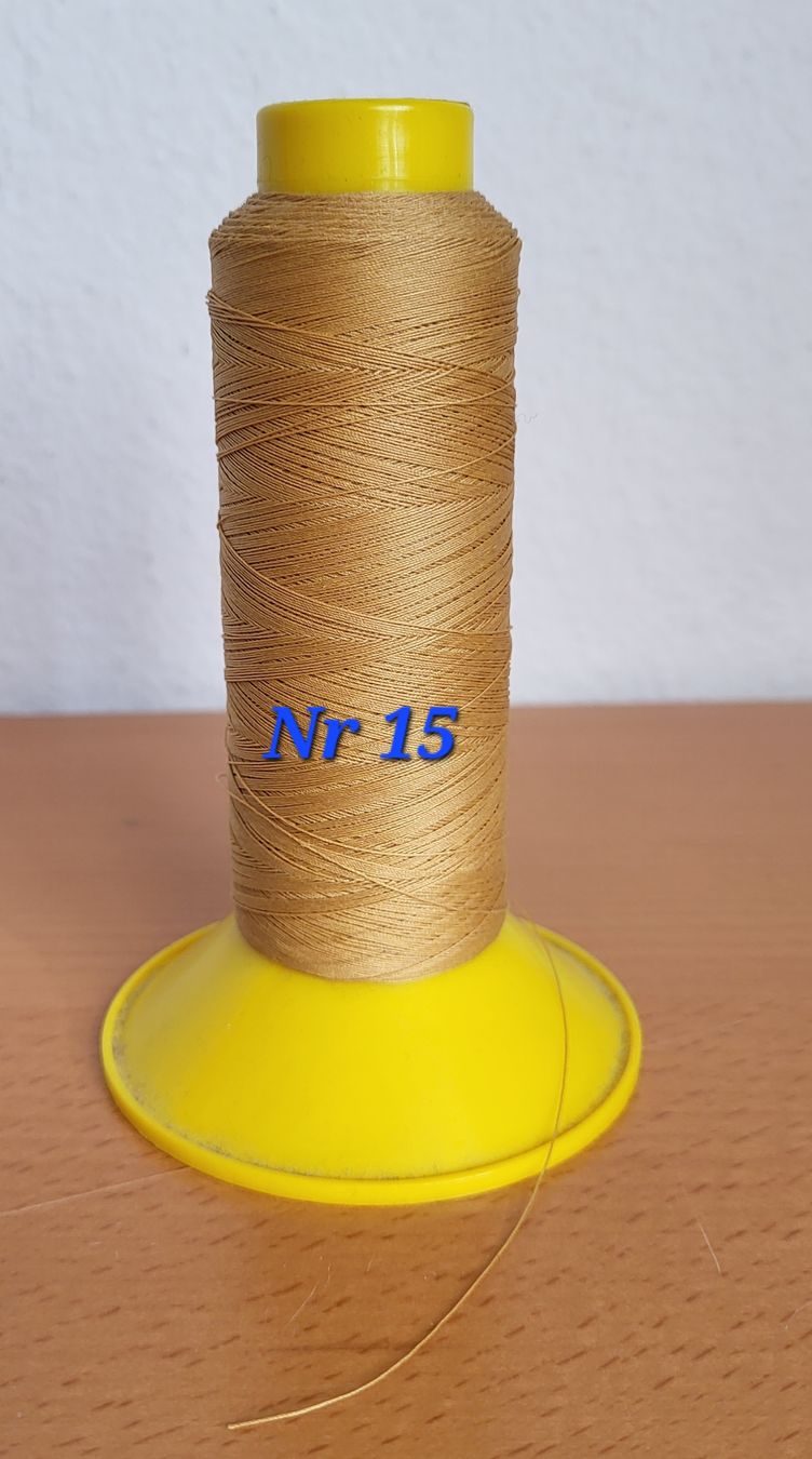 Cordicelle & Fili: Nähfaden-Spulen Gold Nr. 15, extra stark – Usato da Winterthur venduto da Baer49