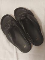 H&M Pantolette schwarz mit Knoten Grösse 40 neuwertig