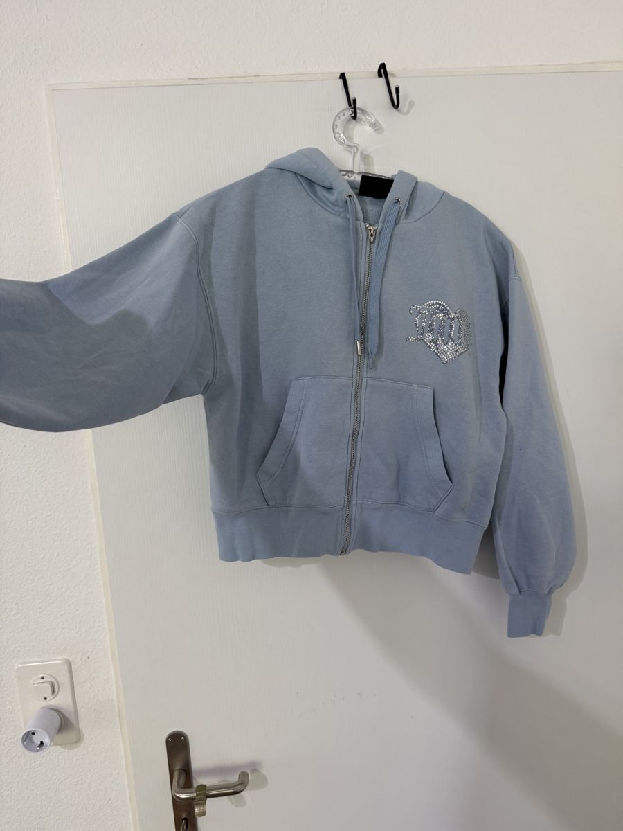 Maglioni & Felpe: Juicy Couture hellblau Kapuzenpullover Grösse XS, oryginal – Usato da Wetzikon ZH venduto da Jan_wojt 5
