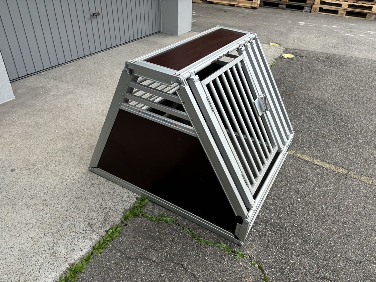 Cucce & Letti: Hundebox mit Notausstieg – Usato da Winterthur venduto da sutti02 1