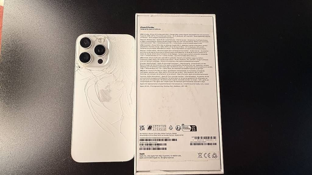 Apple Telefoni cellulari / Smartphones: iPhone 15 Pro Max 256 GB  White Titanium – Usato da Männedorf venduto da Jessiey 4