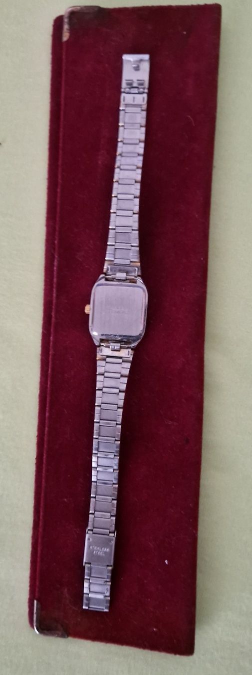 Orologi: neue Damenuhr – Nuovo e nell'imballaggio originale da Zürich venduto da Sissi-Minouche 1