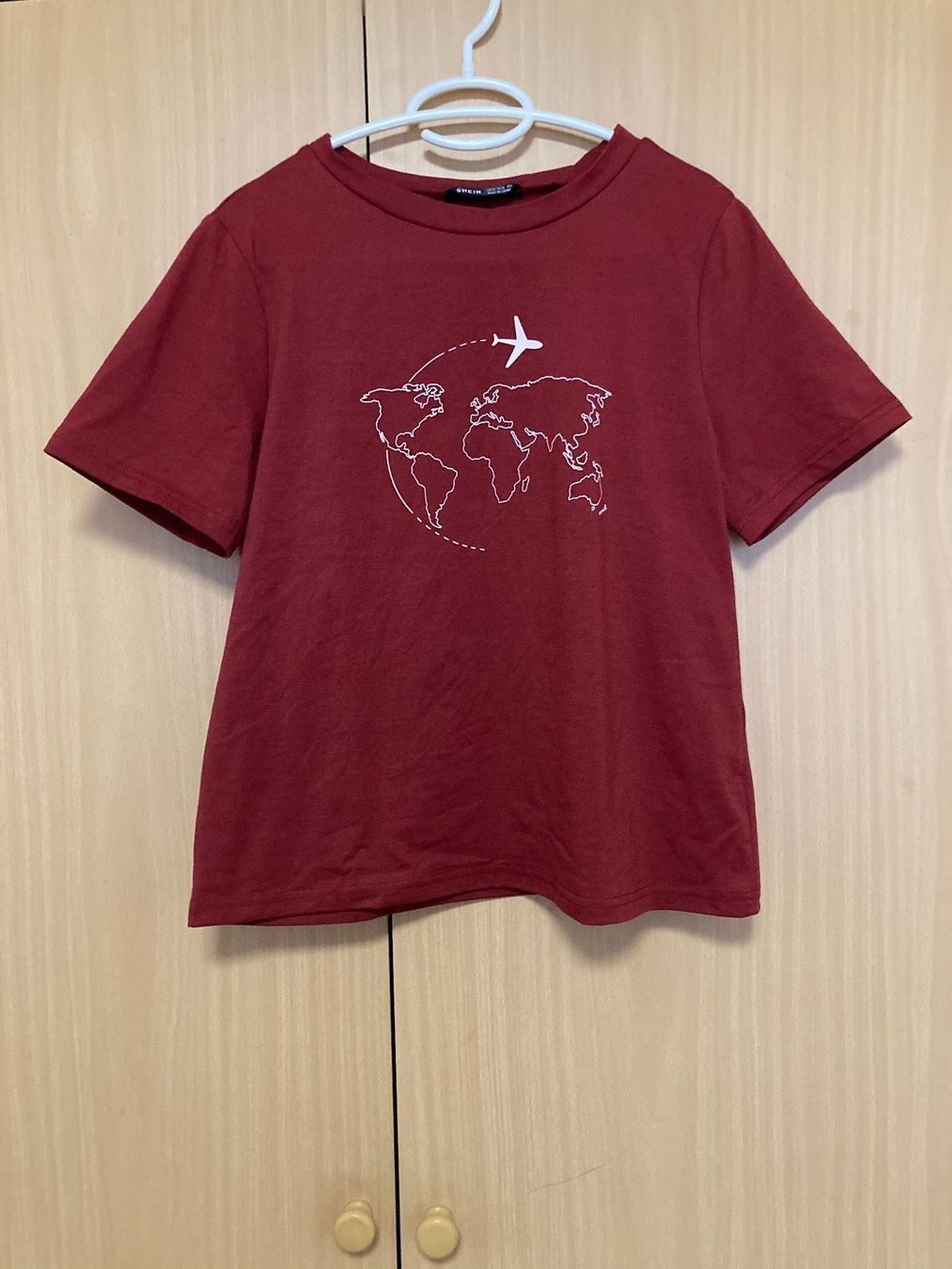 T-shirt: T-Shirt bordeaux Gr. M – Usato da Thun venduto da Vans_98