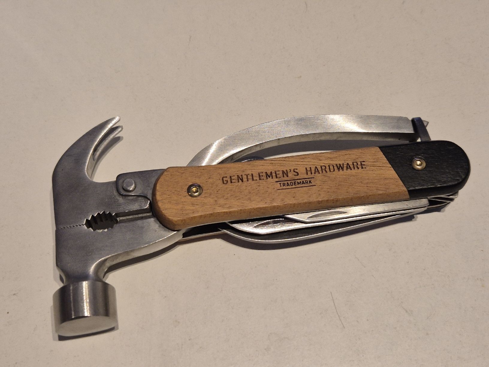 Alle Werkzeuge: Hammer Multi-Tool von Gentlemen's Hardware, neuwertig – Neu und originalverpackt aus Chur von foto32 1