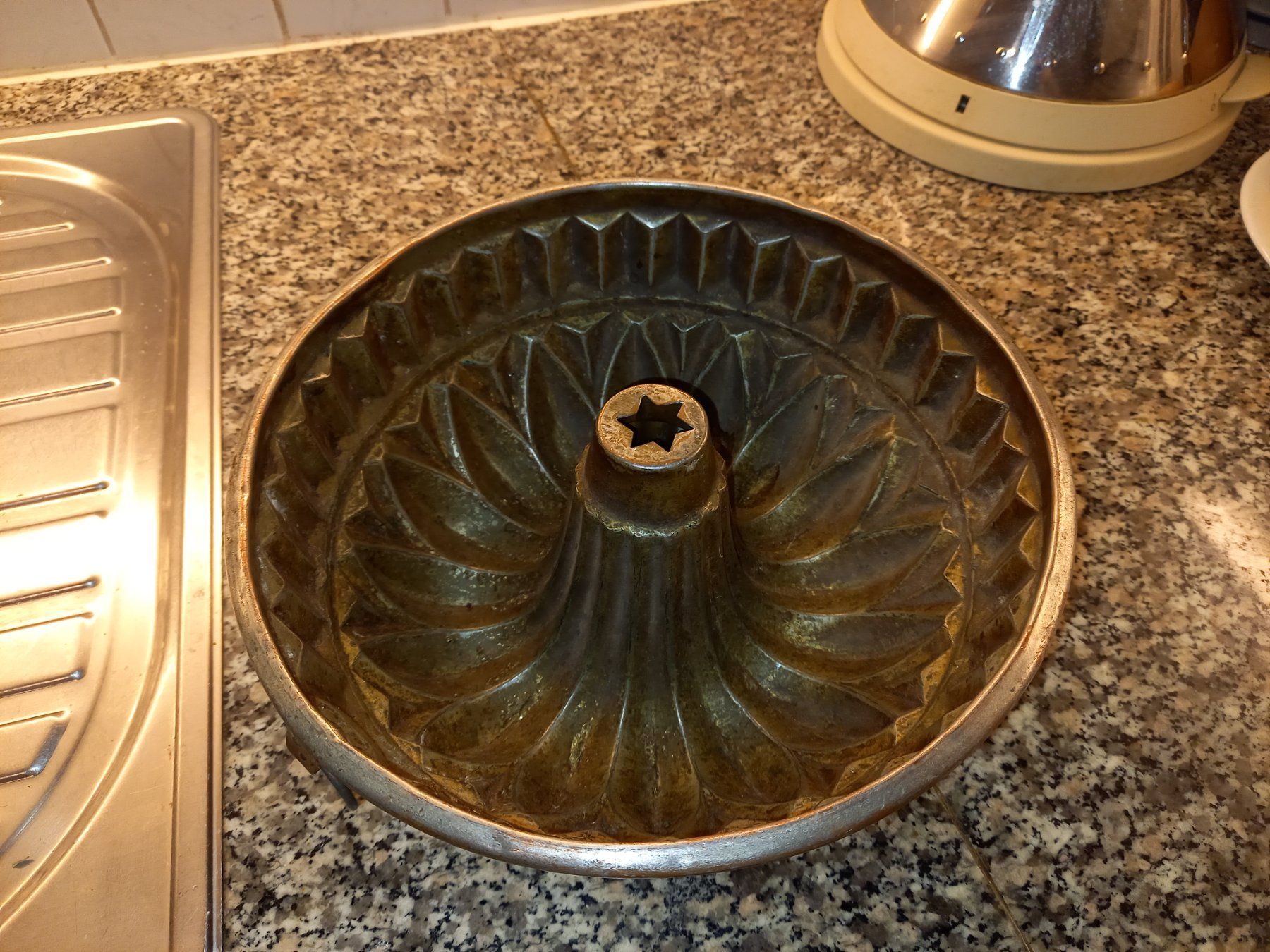 Teglie da forno: Gugelhopf vintage in rame / forma per torta – Usato da Brione s. Minusio venduto da clk_8kjj 1