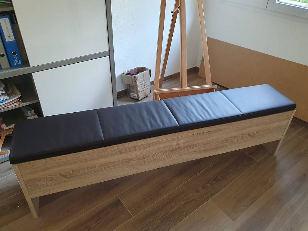 Letti: Comò per il letto matrimoniale  – Usato da Gorduno venduto da eli_7zxv