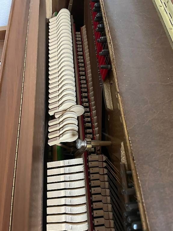 Instruments de musique: Klavier Gratis – D'occasion à Starrkirch-Wil par jul_kp6b