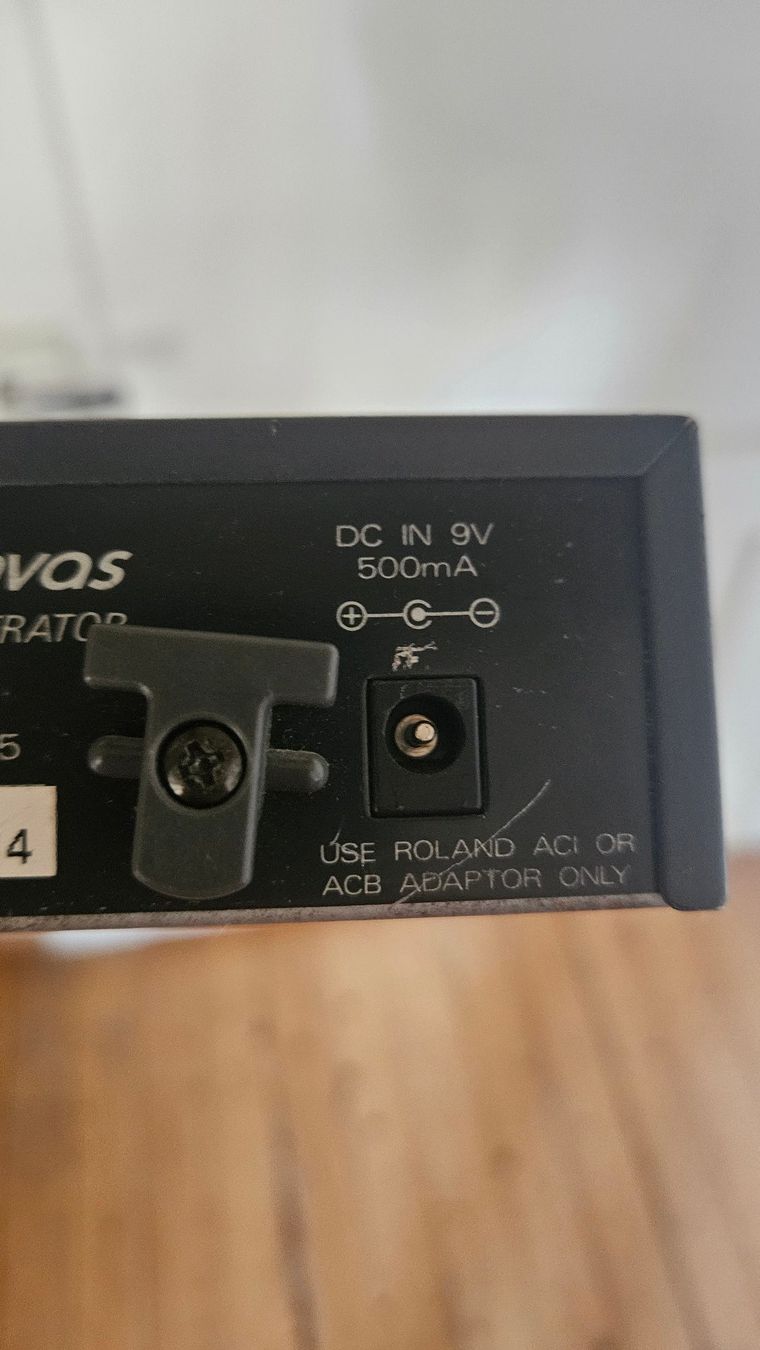 Roland Strumenti musicali: Roland Sound Canvas SC-55 – Difettoso da Männedorf venduto da egl_nfg9 2