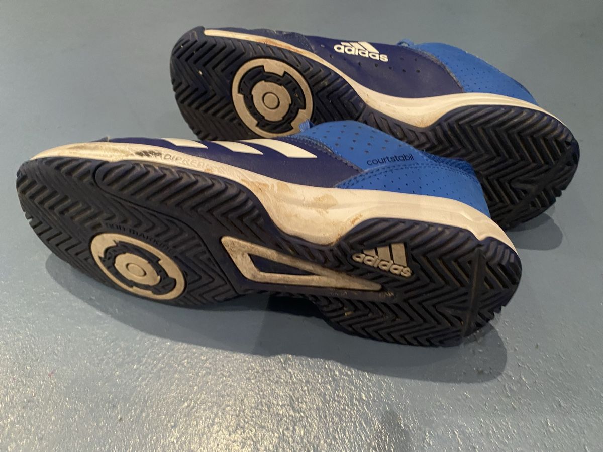 Adidas Scarpe per ragazzi: Turnschuhe von Adidas, Gr. 36 2/3 – Usato da Dornach venduto da Dlimi 4