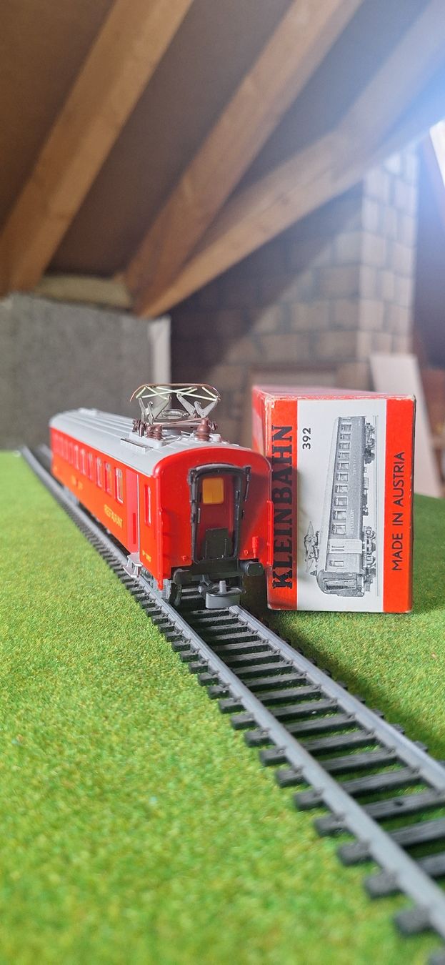 Kleinbahn Modellini di ferrovie: KLEINBAHN SBB Speisewagen Dr4 Rot – Usato da Arnegg venduto da Skippy2.0 2