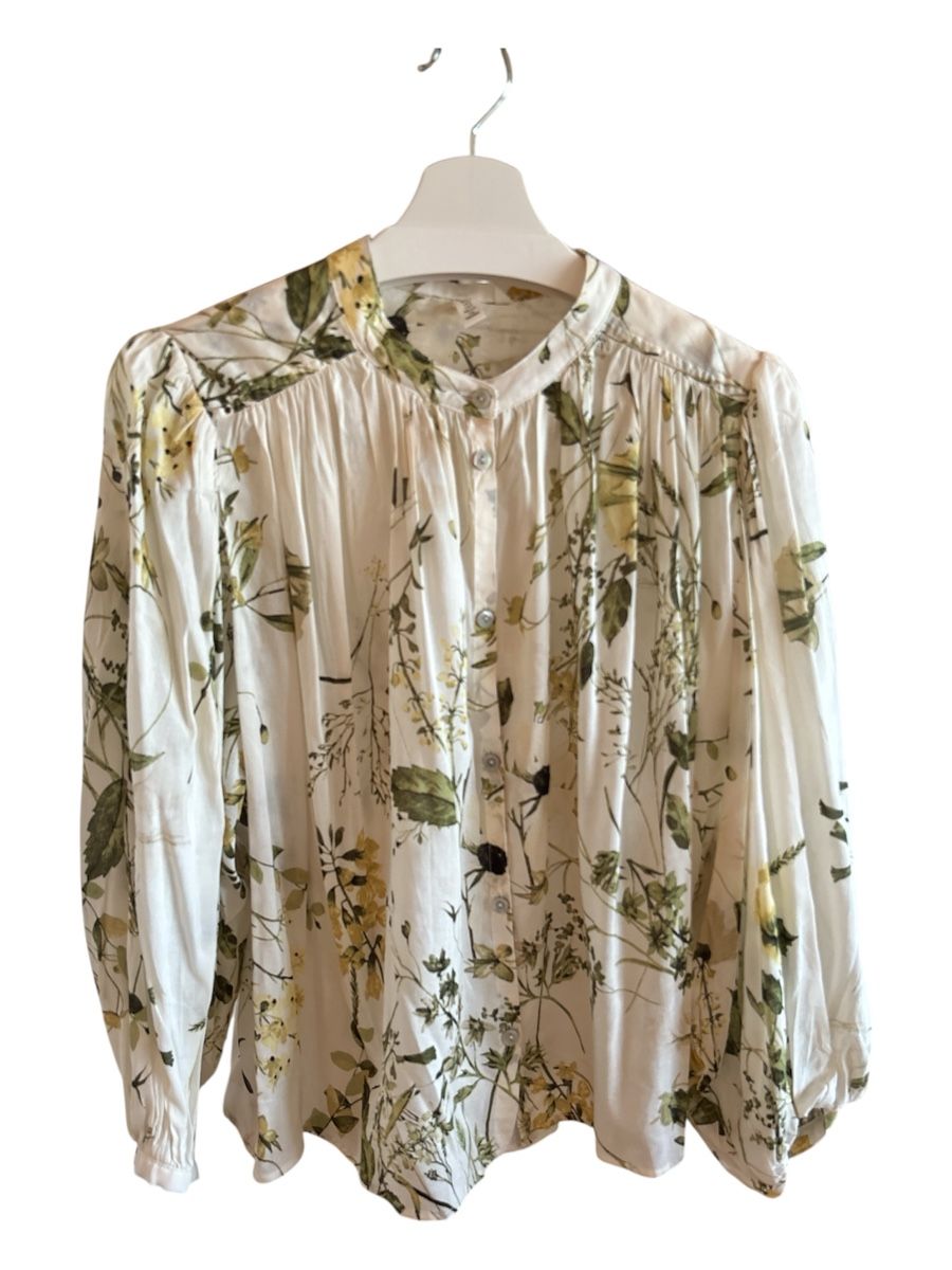 Lotti di vestiti: Cute Summer Blouses Bundle - Size S\M – Usato da Regensdorf venduto da heg_h8cq 5