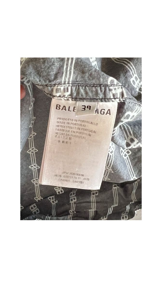 Camicie: Balenciaga – Nuovo (secondo la descrizione) da Zürich venduto da Soudeh_Alice 5