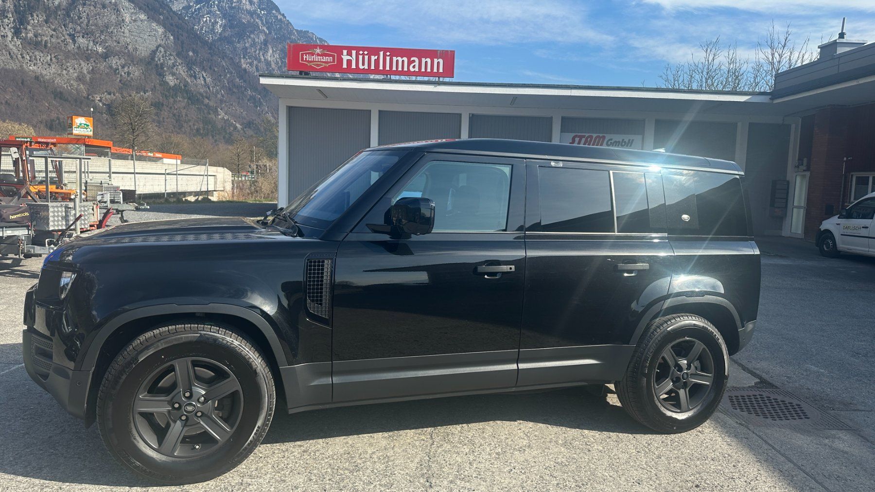 Land Rover Automobili: LAND ROVER Defender 110 D200 SD4 AT8 – Usato da Murg venduto da Doli76 1