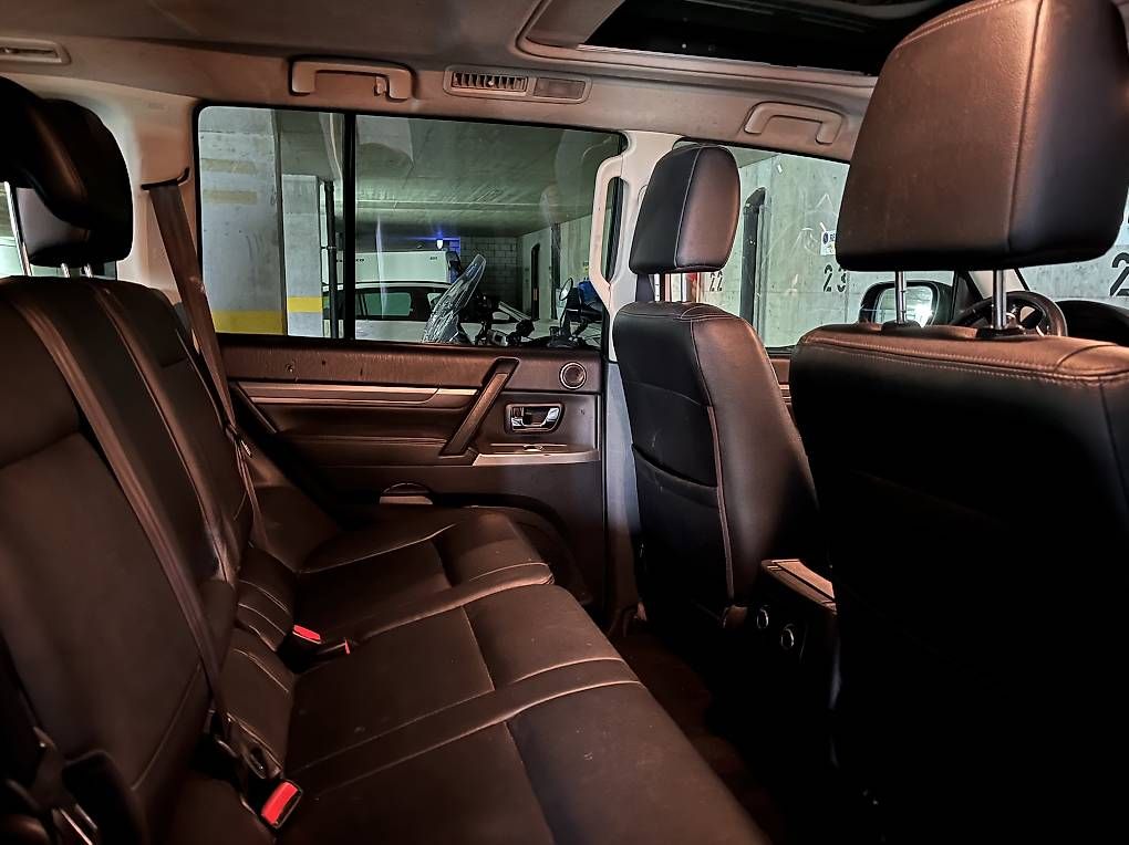 Mitsubishi Automobili: Mitsubishi Pajero 3.2 DI-D Diamond – Usato da Nottwil venduto da Chiara2004 3