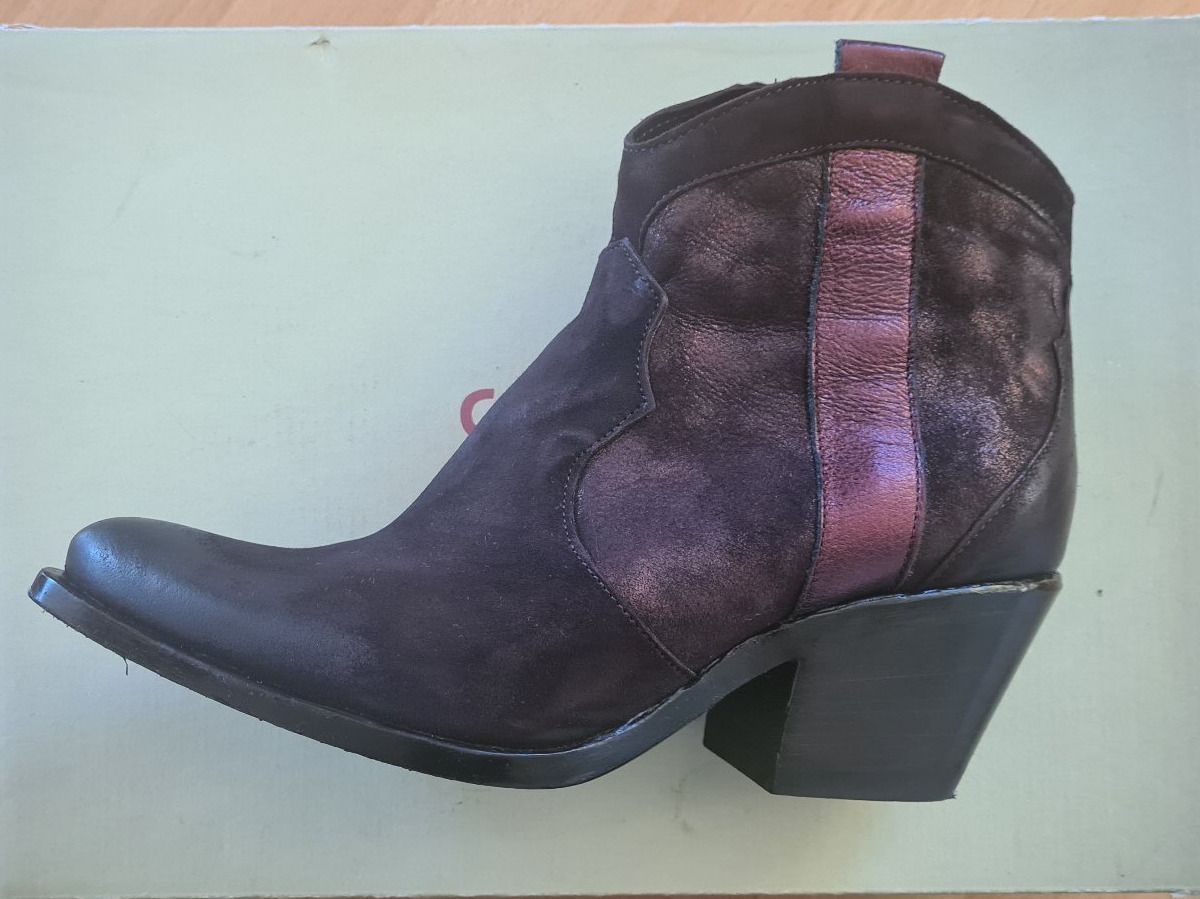 Mjus Scarpe da donna: MJUS-AS98 Damen Western Stiefelette – Nuovo (secondo la descrizione) da St. Gallen venduto da Demos86 3