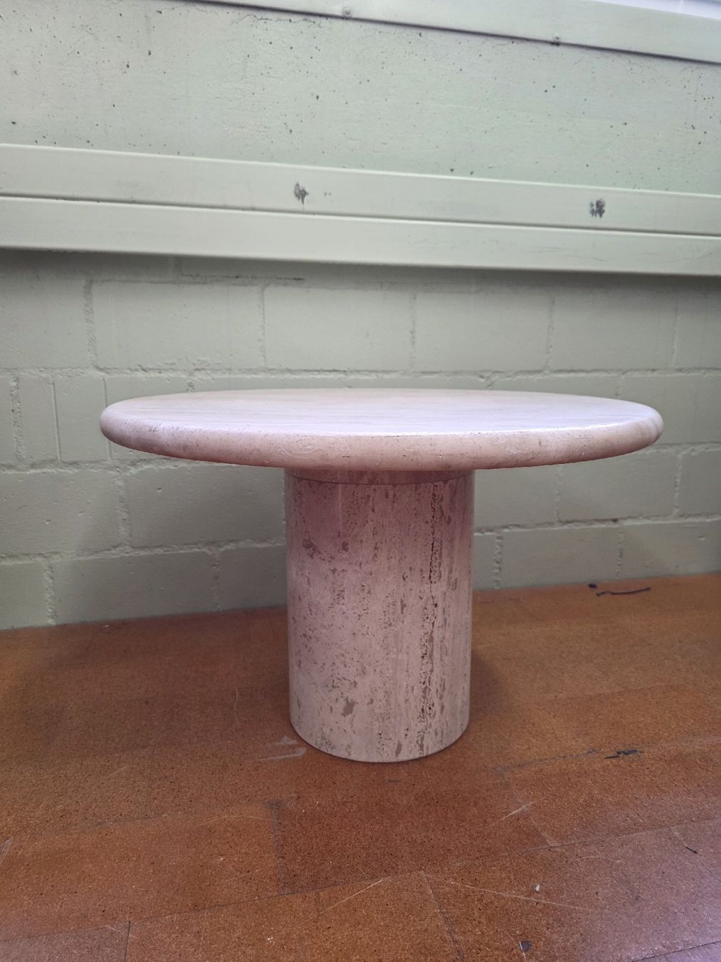 Tavoli: Designer Couchtisch aus Travertin  – Usato da Lichtensteig venduto da Polsterwerk 1