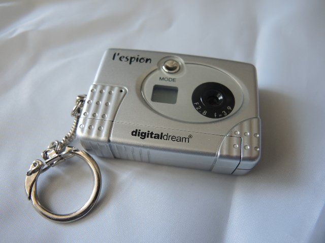Kamera: Mini Kamera L'espion digitaldream – Gebraucht aus Diegten von Pdiego