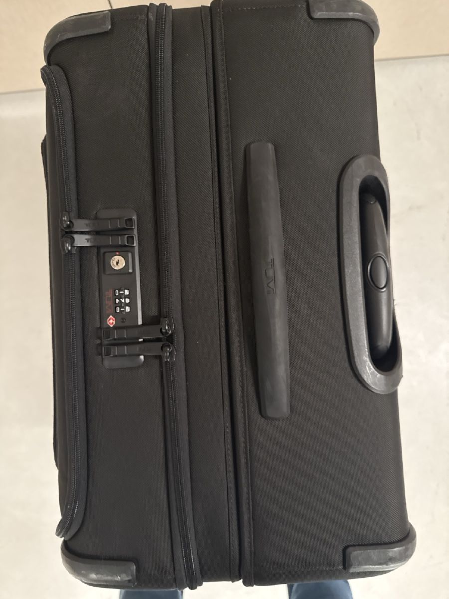 Tumi Reisekoffer: Tumi Alpha 3 76cm – Gebraucht aus Bissone von luxuryitems 4