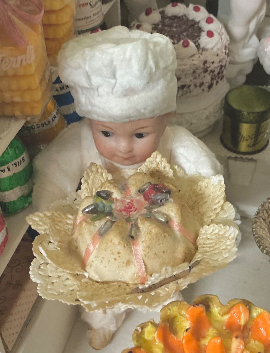 Giocattoli: AUS DER ALTEN PUPPENBÄCKEREI – Usato da Zell LU venduto da Silvermemory